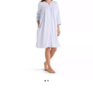 Women's Light Blue Nightgown‎